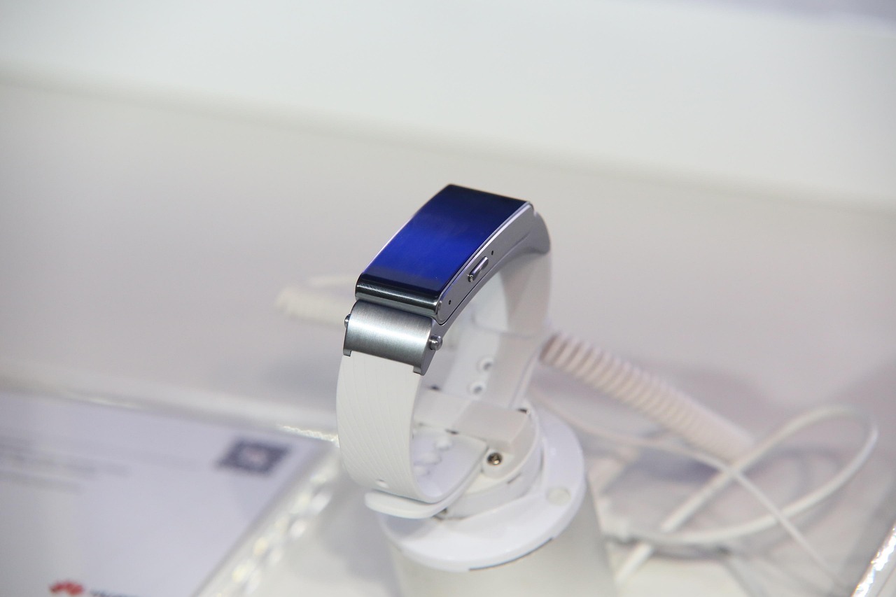 Hoe vind je Bluetooth op een Denver smartwatch?