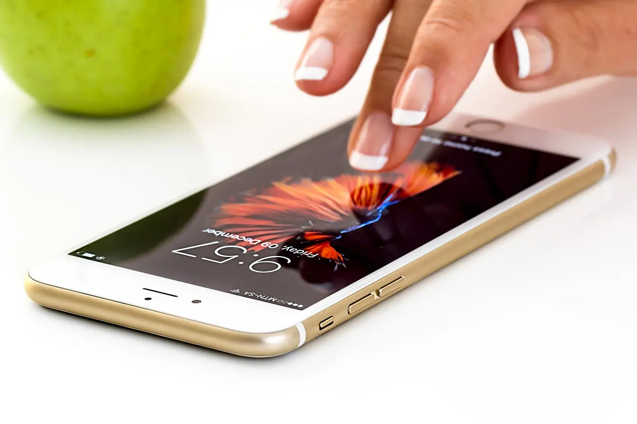 Waarom gaat de batterij van mijn iPhone 11 zo snel leeg?